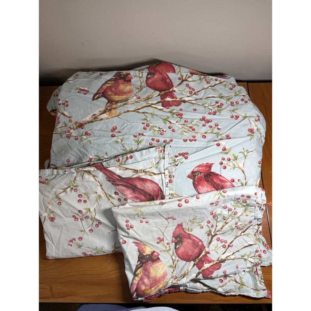 Pottery Barn Cardinal Red Birds Winter Berry  Queen Duvet Cover & 2 Pillowcases